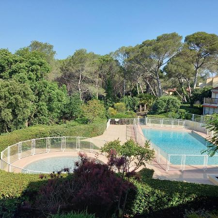 Les Hauts Du Golf Rez De Jardin Piscine Tennis Saint-Raphaël Exteriör bild