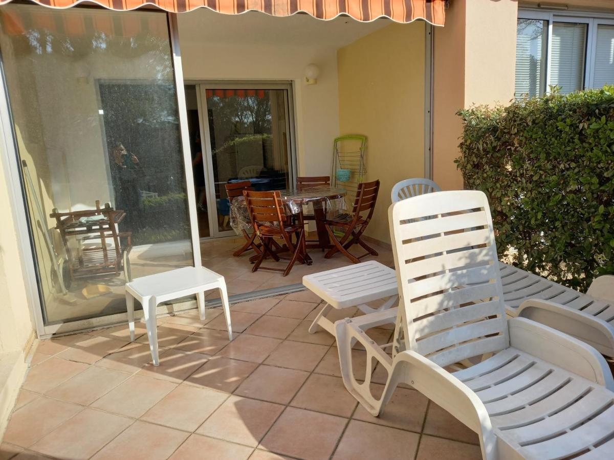 Les Hauts Du Golf Rez De Jardin Piscine Tennis Saint-Raphaël Exteriör bild